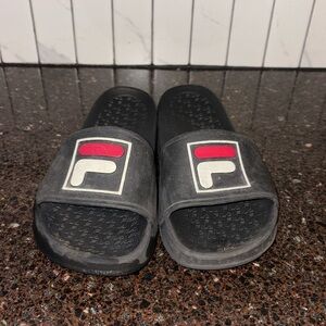 Fila Sleek Slides size W-6, unisex men/women , black, red, white